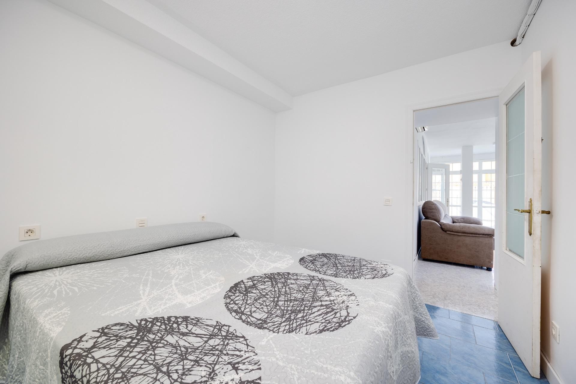 Återförsäljning - Bungalow - Torrevieja - Playa de los Naufragos