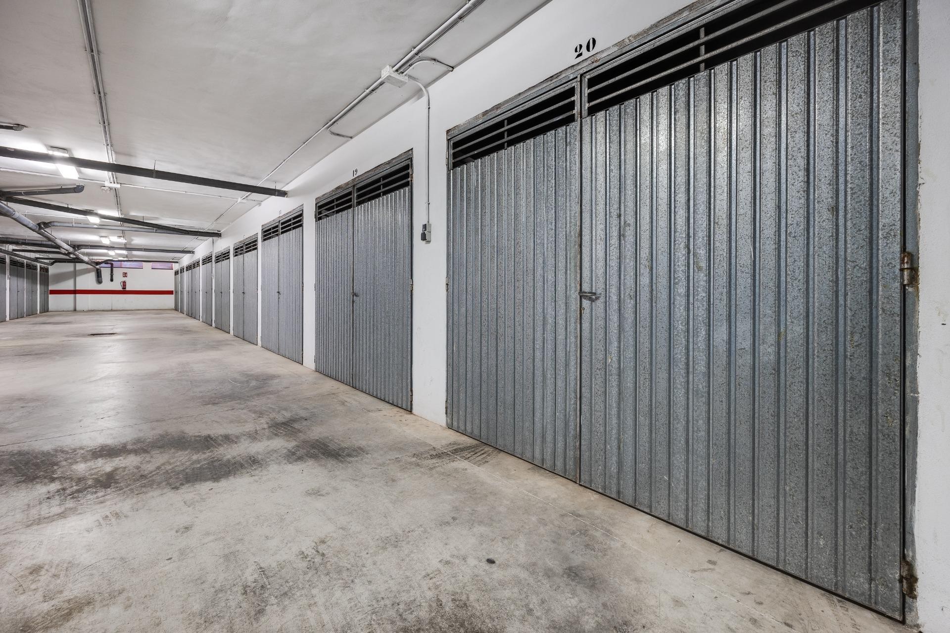 Återförsäljning - Garage - Torrevieja - Acequion