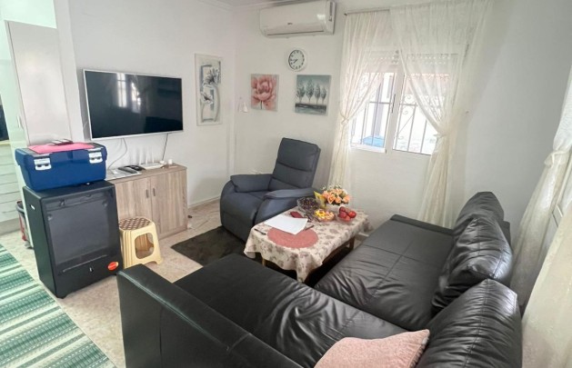 Bungalow - Resale - Torrevieja - CT-029