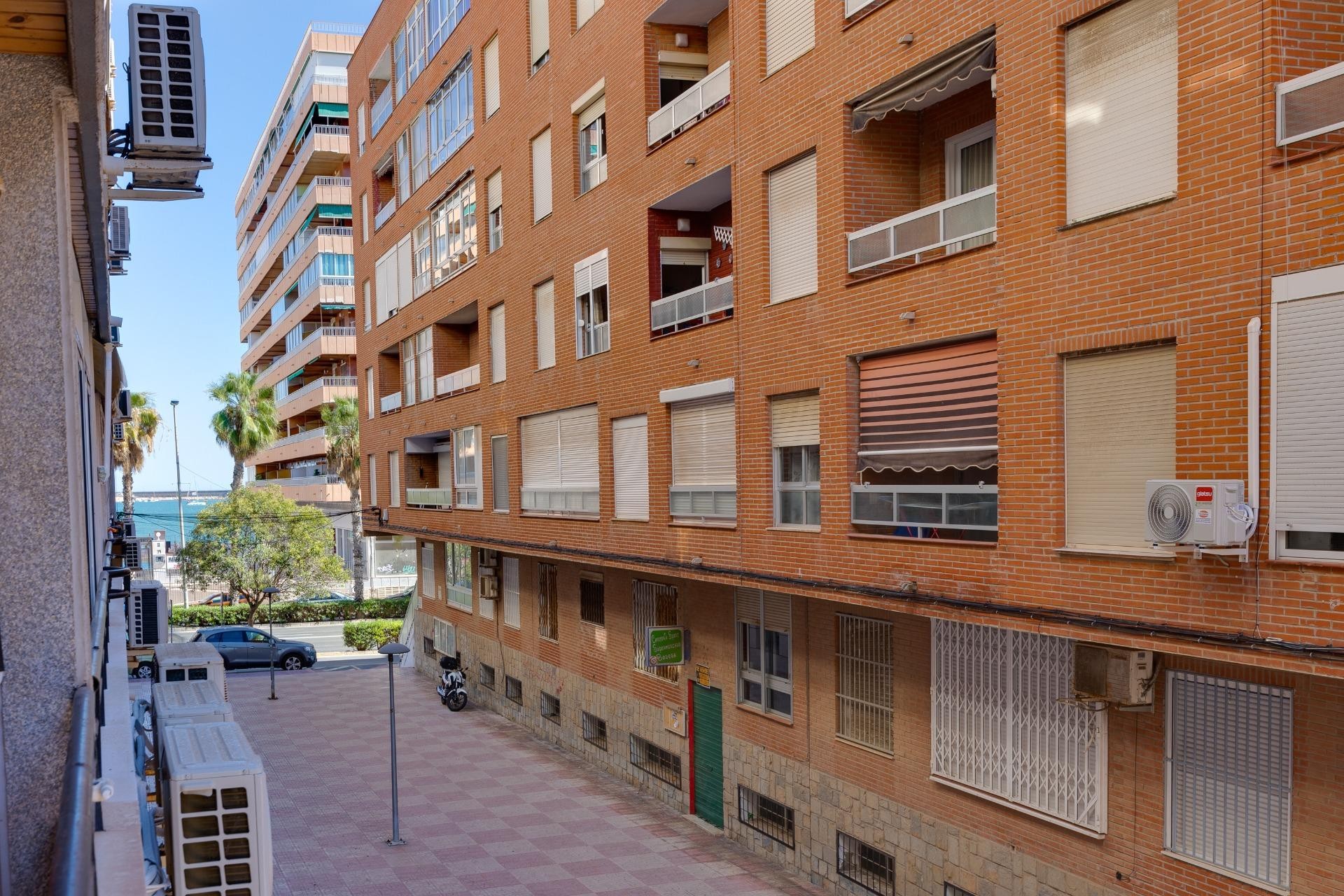 Herverkoop - Appartement / flat - Torrevieja - Acequion