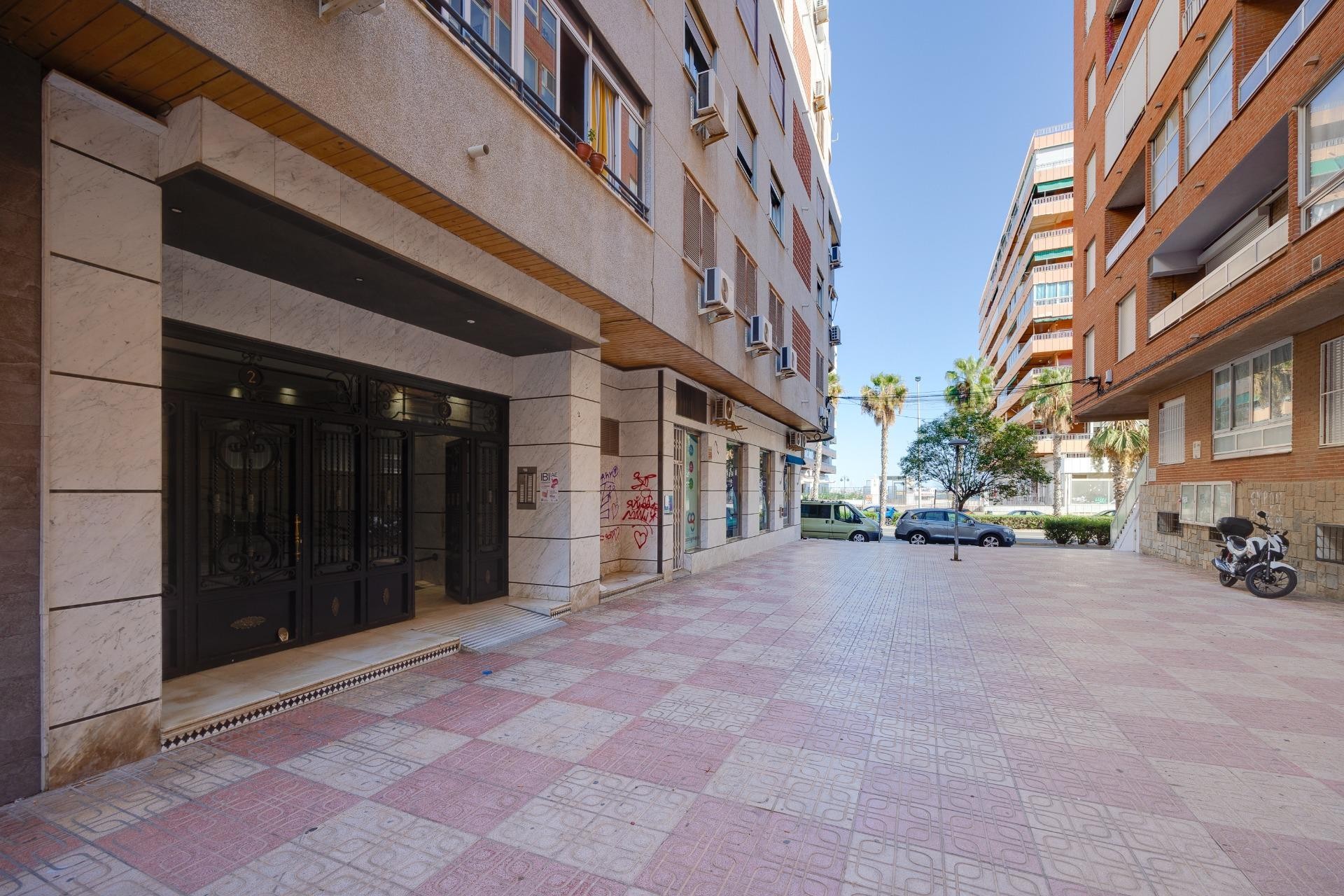 Herverkoop - Appartement / flat - Torrevieja - Acequion