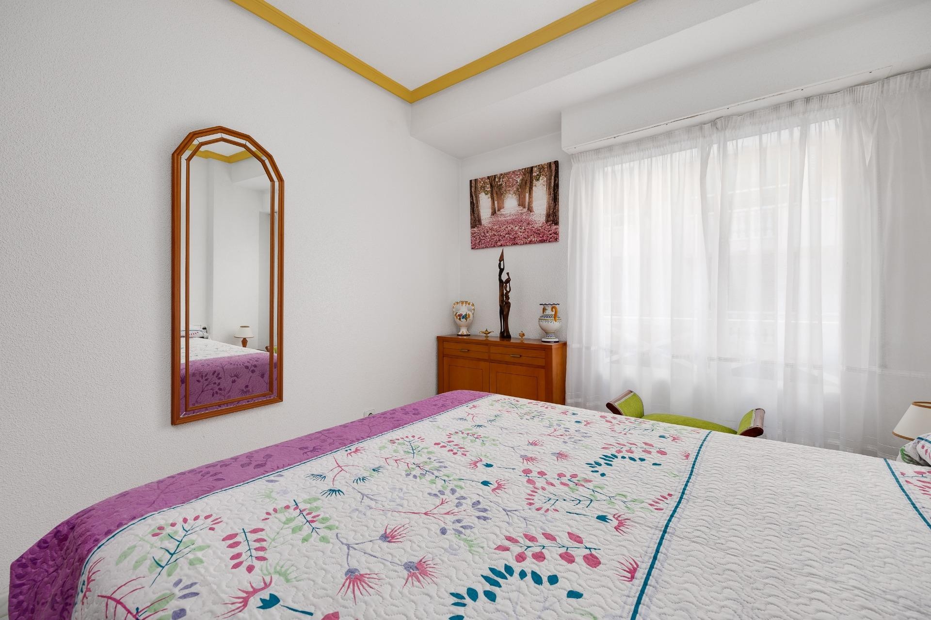 Herverkoop - Appartement / flat - Torrevieja - Habaneras