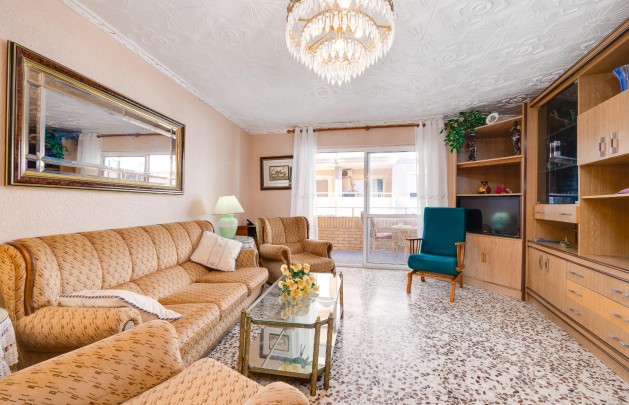 Lägenhet / lägenhet - Återförsäljning - Torrevieja - Habaneras