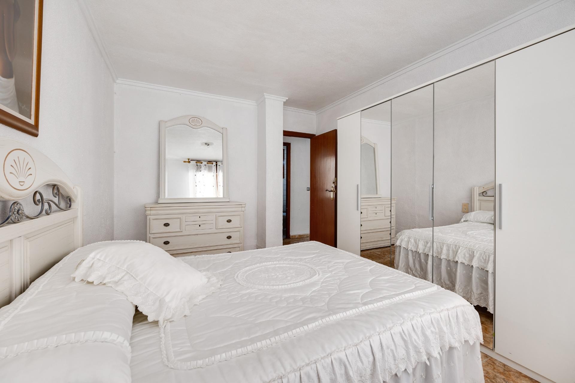 Resale - Apartment / flat - Torrevieja - Acequion