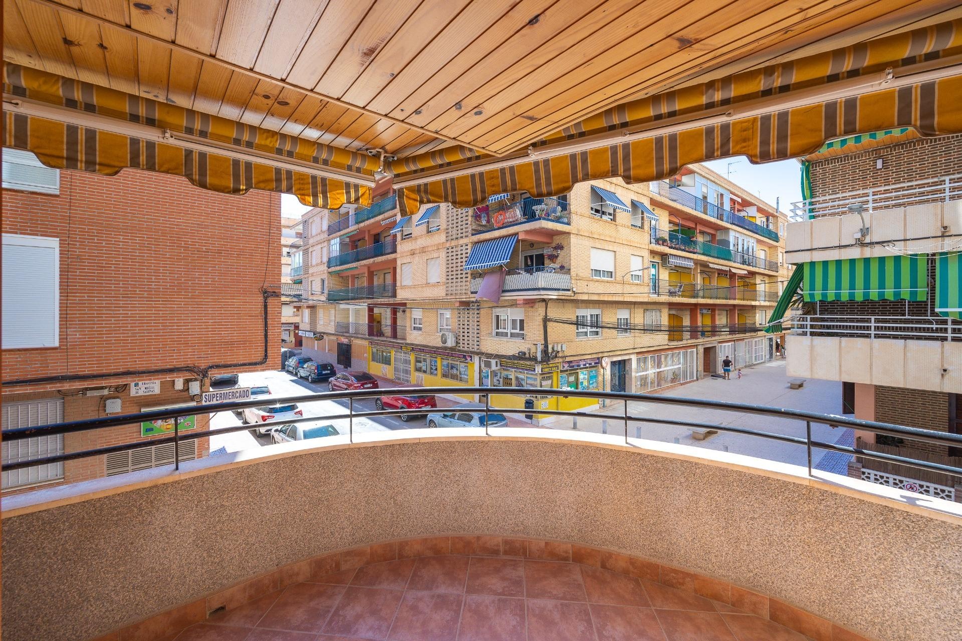 Resale - Apartment / flat - Torrevieja - Acequion