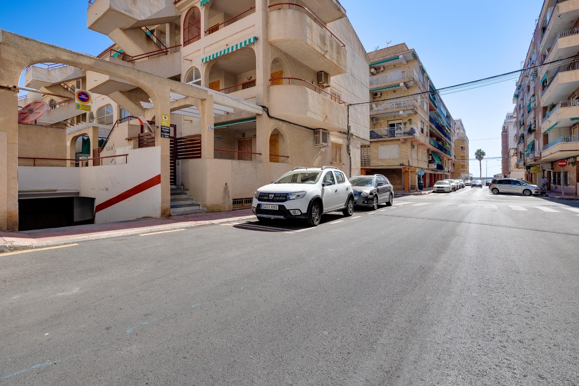 Resale - Apartment / flat - Torrevieja - Acequion