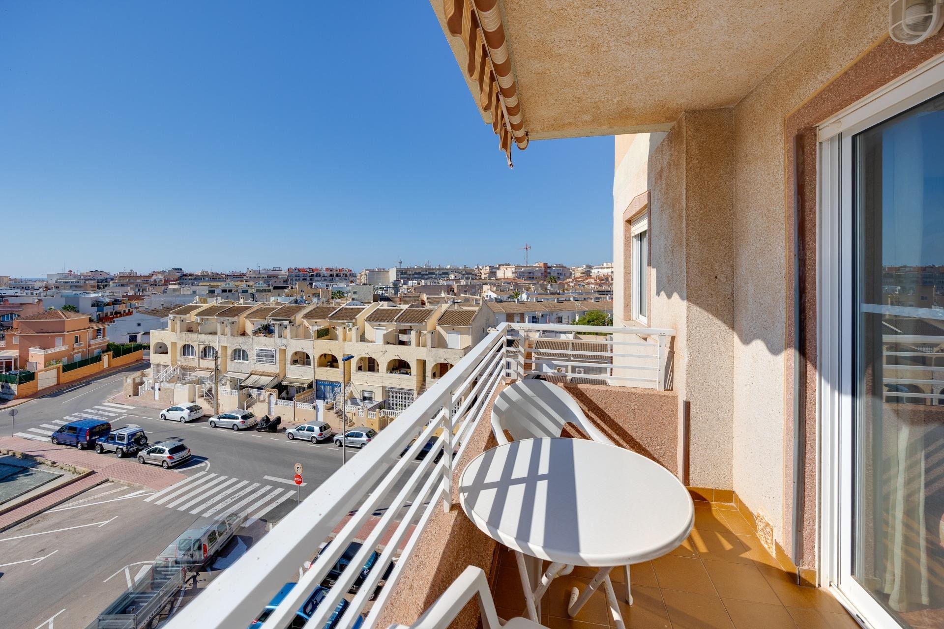 Resale - Apartment / flat - Torrevieja - Calas blanca