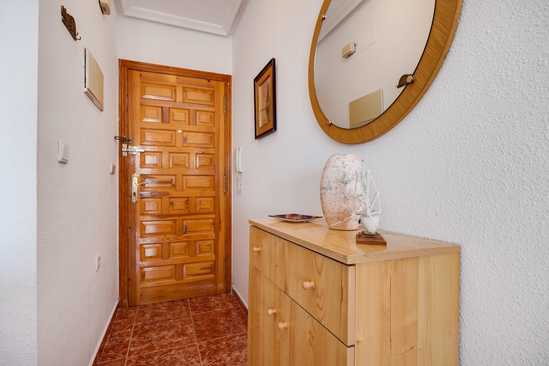 Resale - Apartment / flat - Torrevieja - Calas blanca