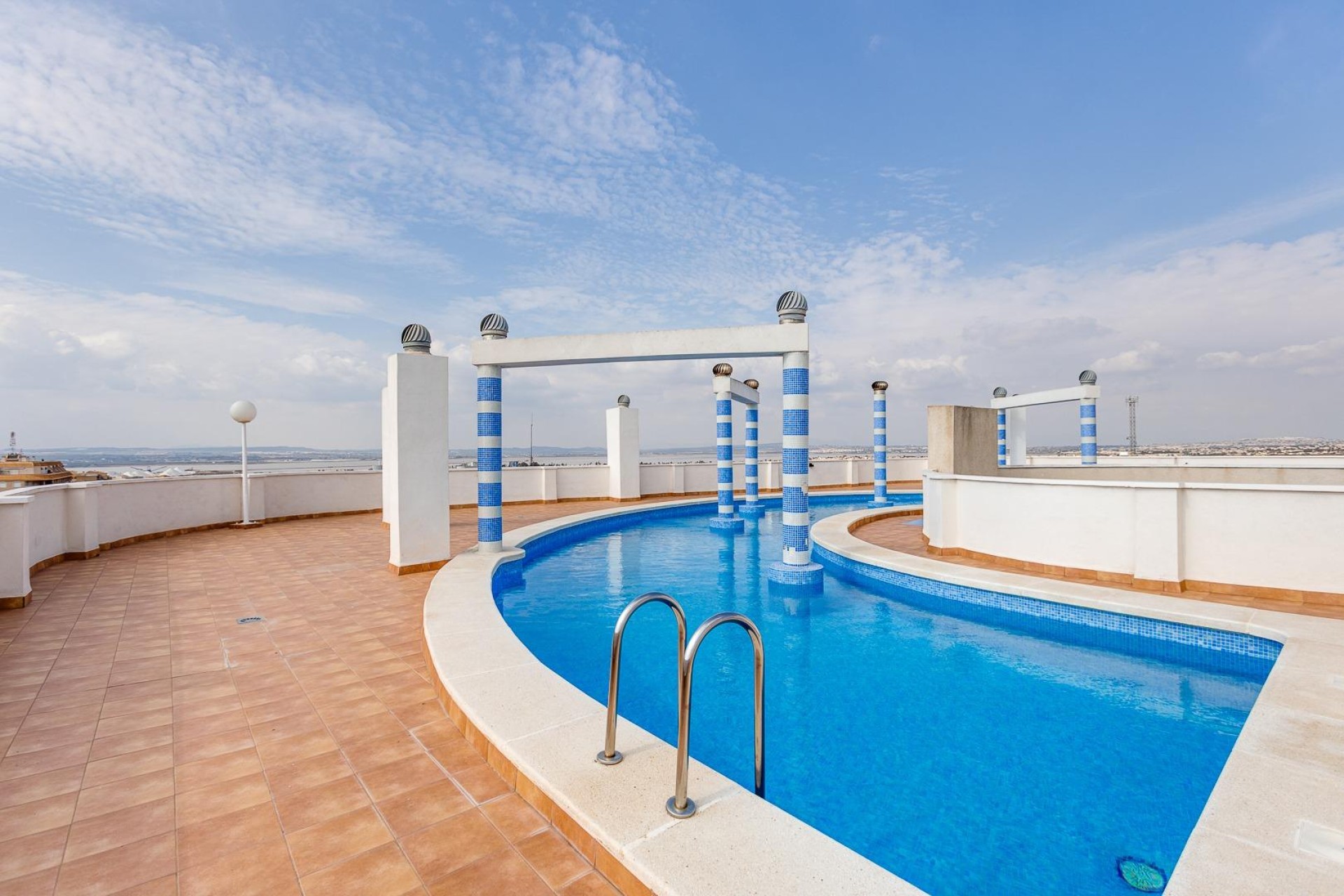 Resale - Apartment / flat - Torrevieja - El molino