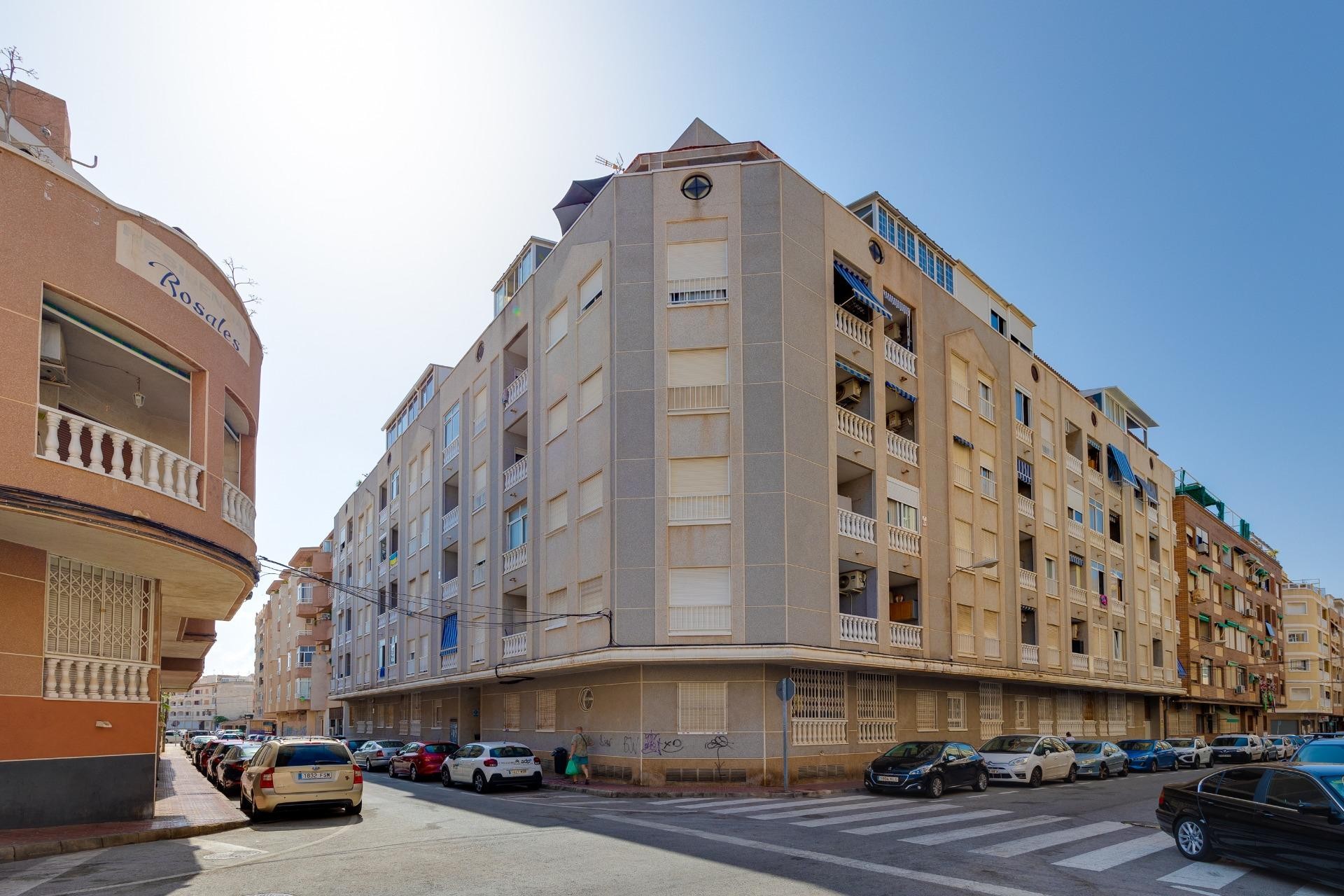 Resale - Apartment / flat - Torrevieja - Habaneras