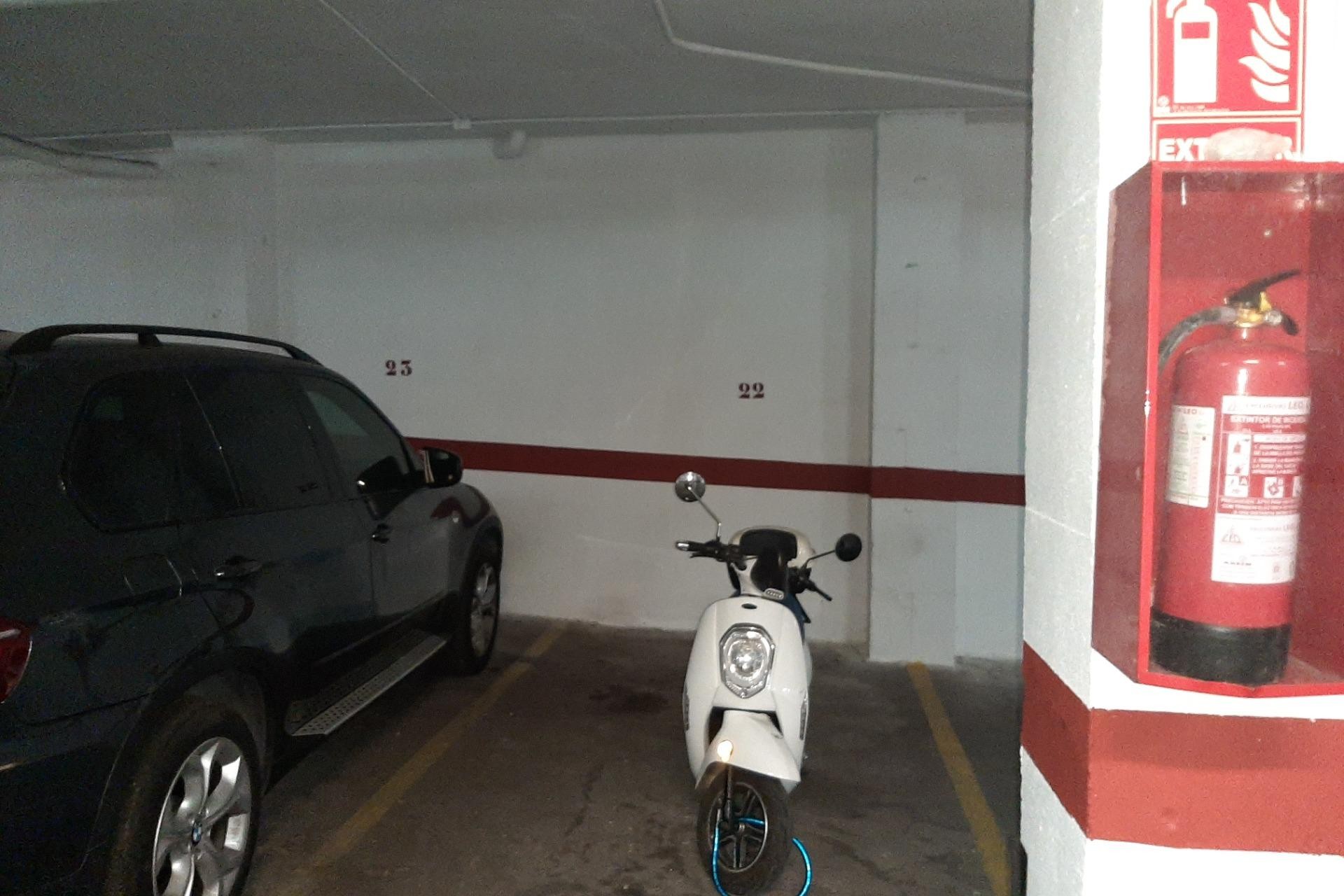 Resale - Apartment / flat - Torrevieja - Playa de los locos