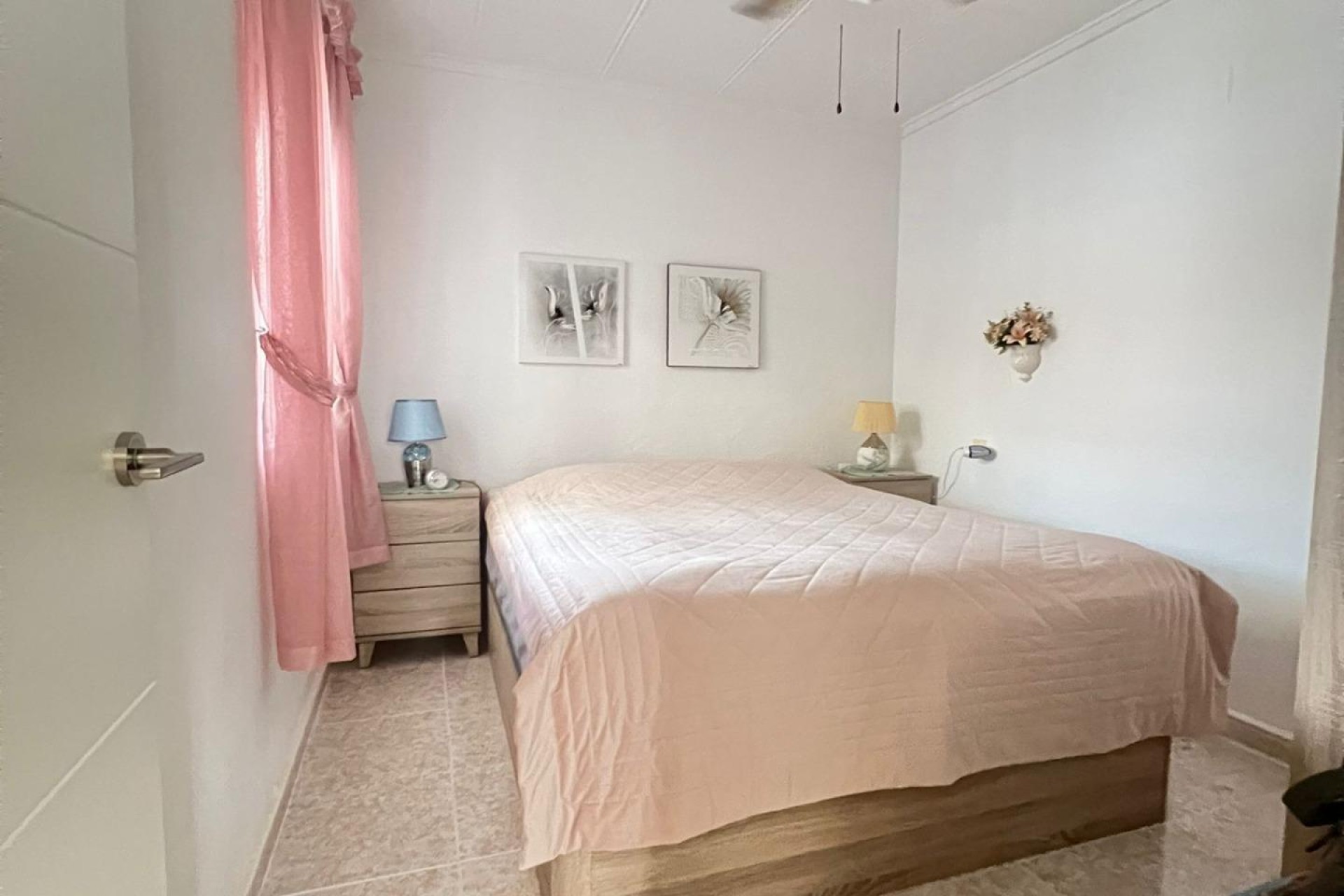 Resale - Bungalow - Torrevieja - La Siesta - El Salado - Torreta