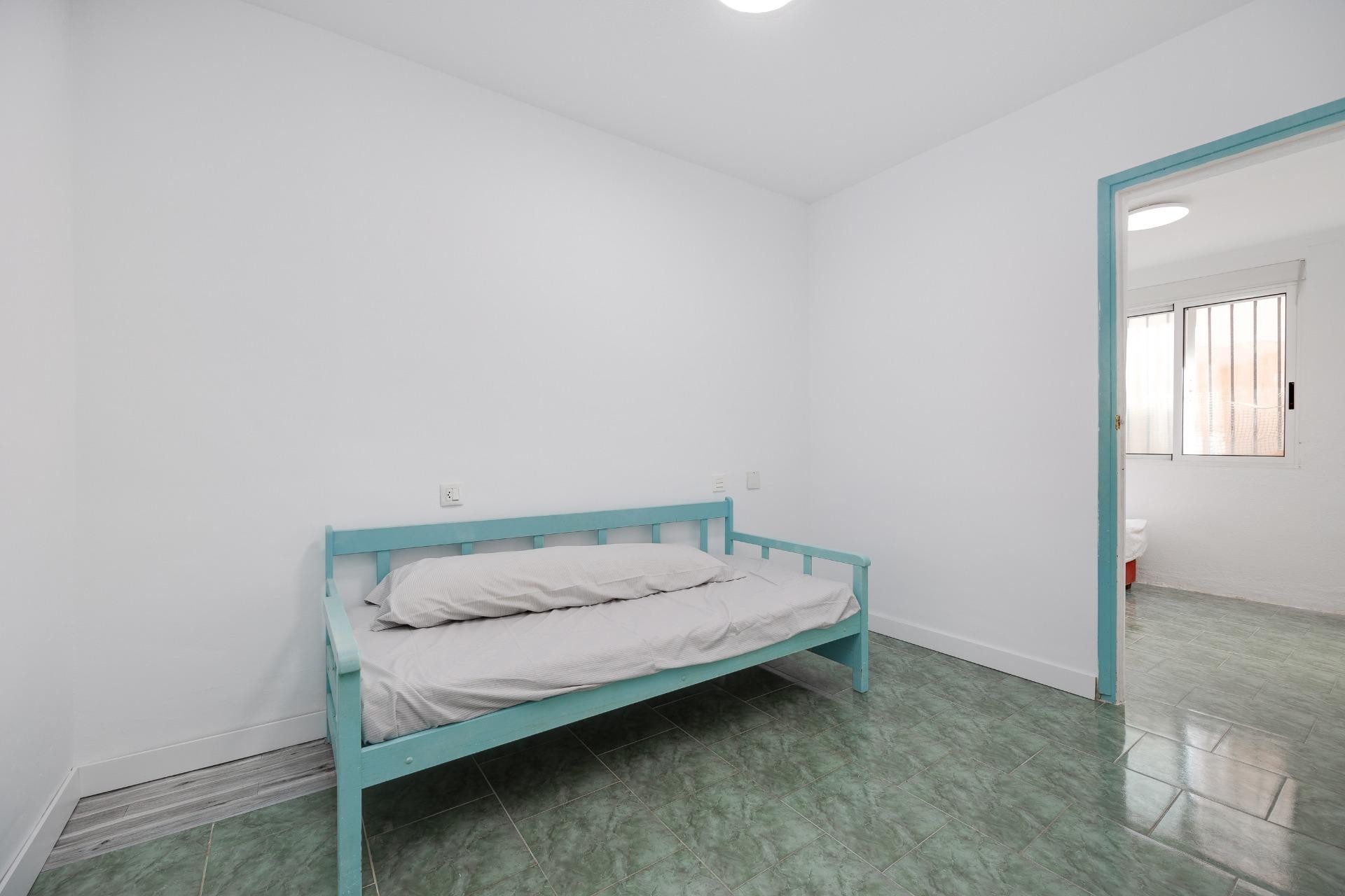 Resale - Bungalow - Torrevieja - Playa de los Naufragos