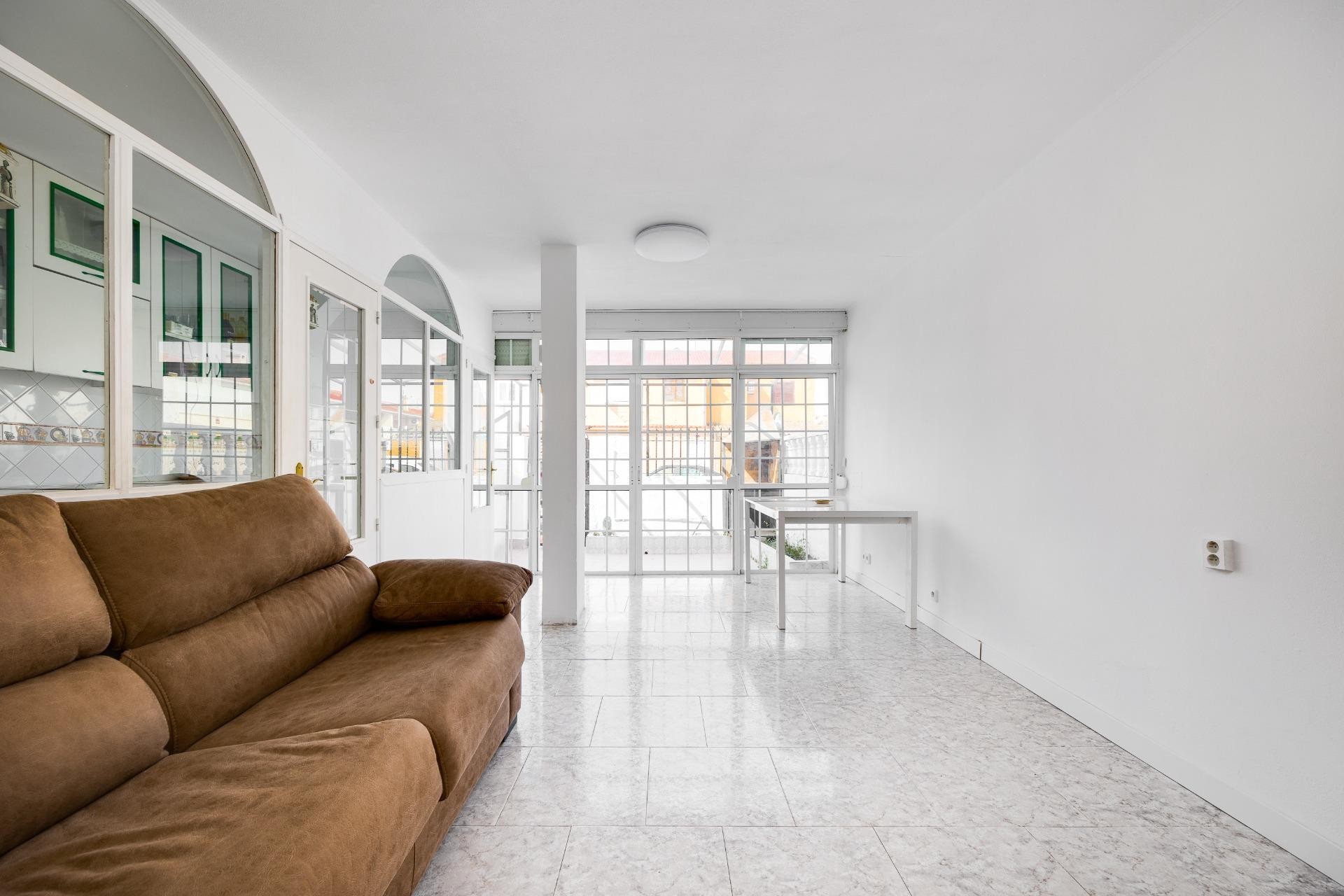 Resale - Bungalow - Torrevieja - Playa de los Naufragos