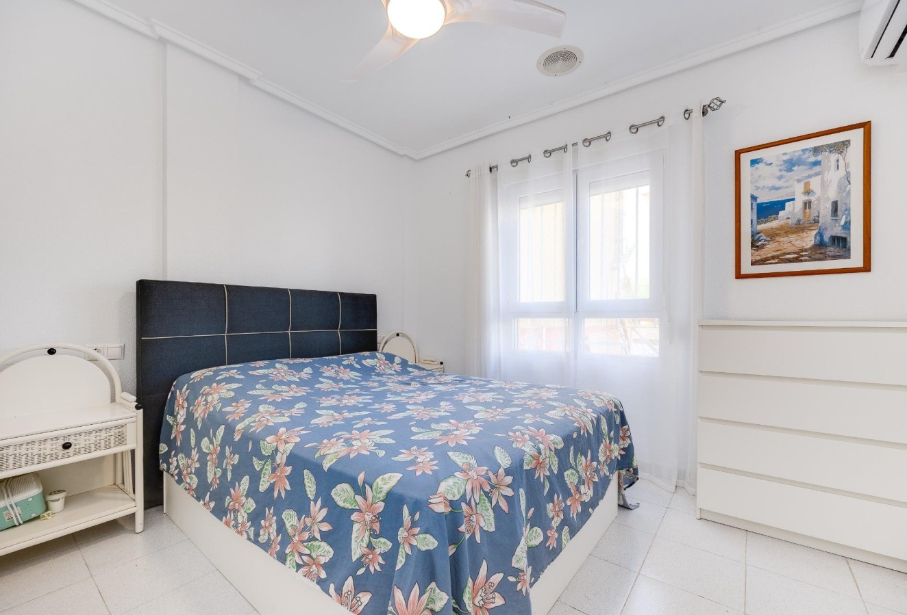 Återförsäljning - Bungalow - Torrevieja - Mar azul