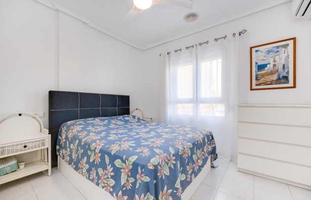 Återförsäljning - Bungalow - Torrevieja - Mar azul