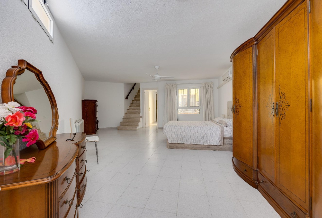 Återförsäljning - Bungalow - Torrevieja - Mar azul