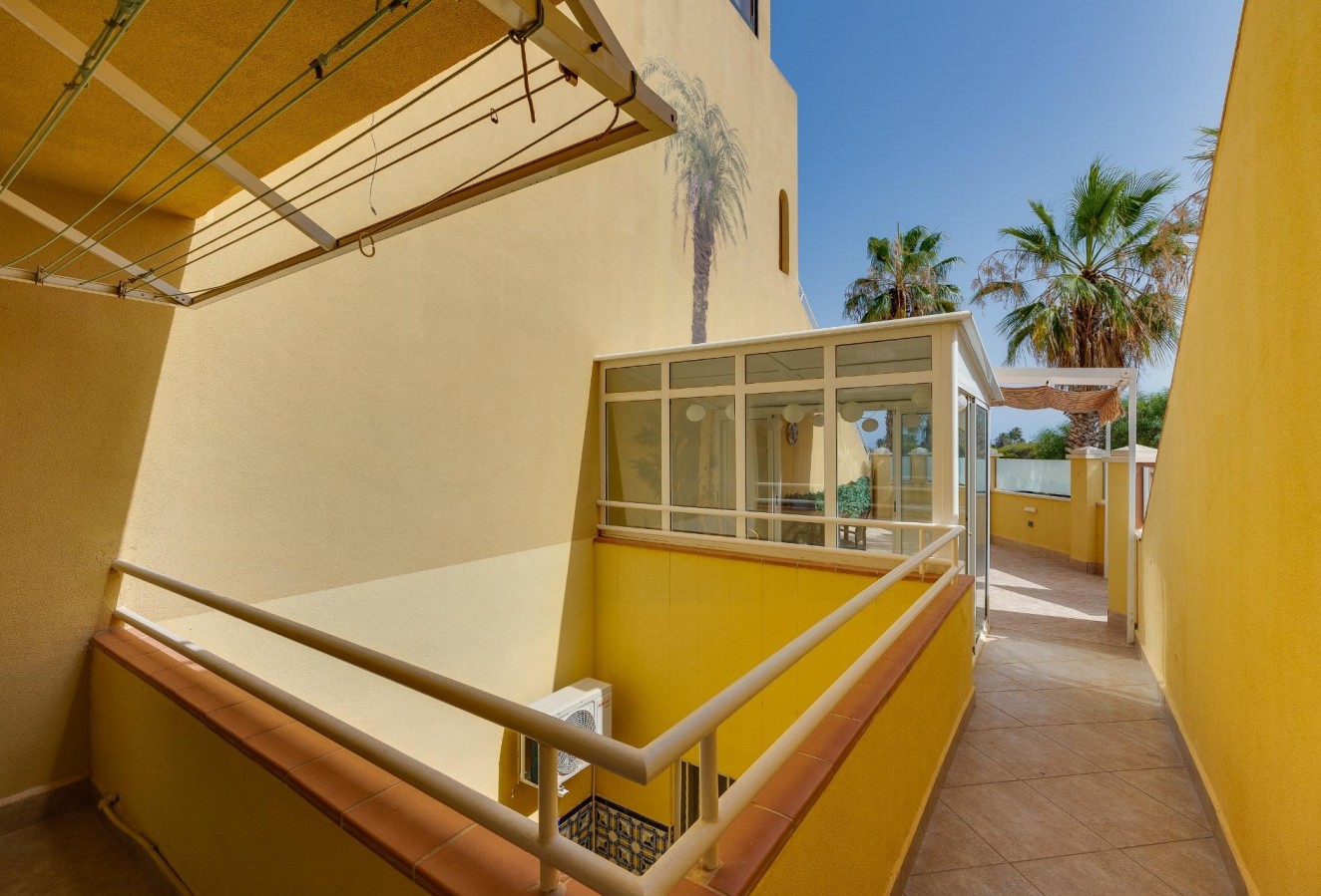 Återförsäljning - Bungalow - Torrevieja - Mar azul