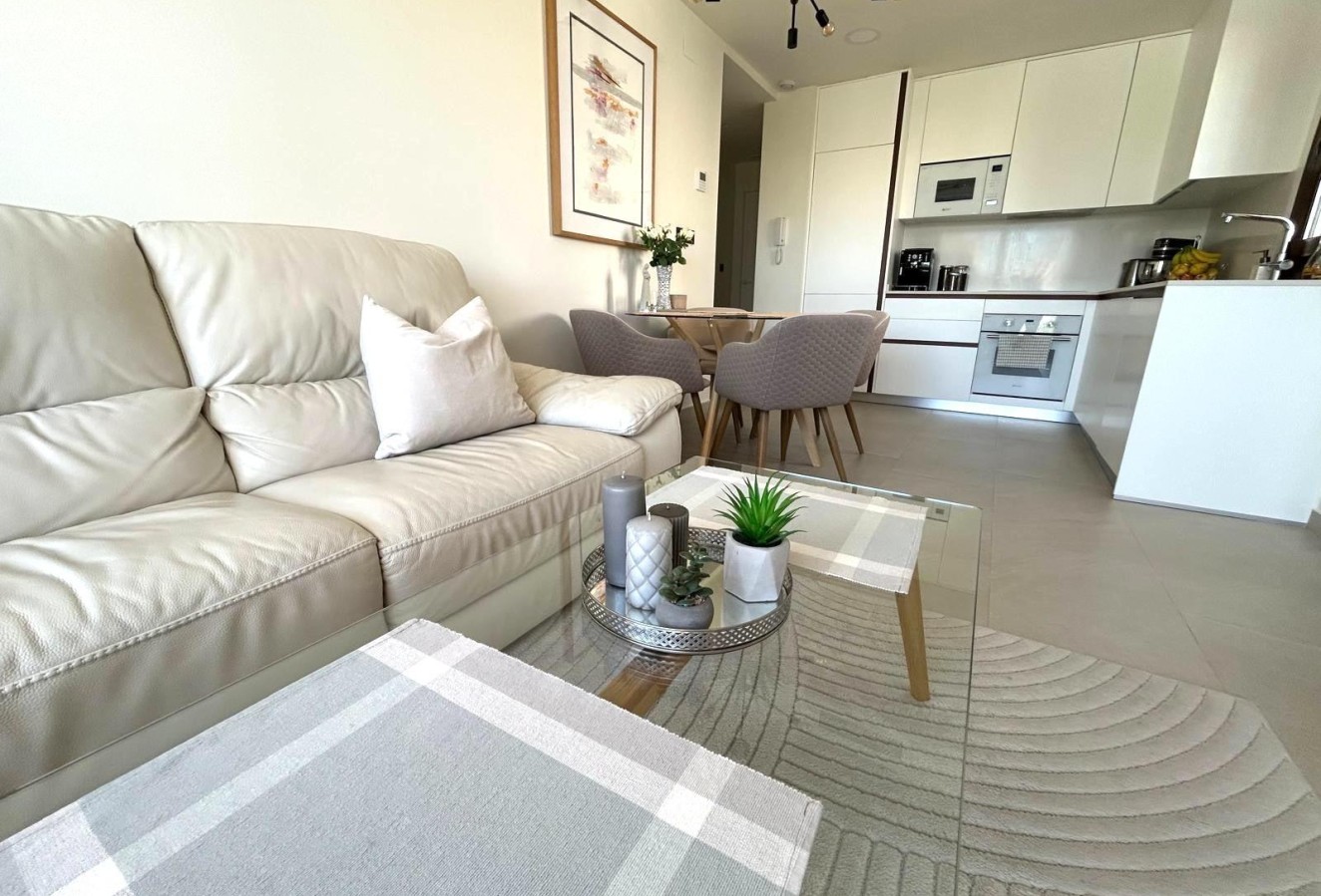 Återförsäljning - Lägenhet / lägenhet - Torrevieja - Los balcones