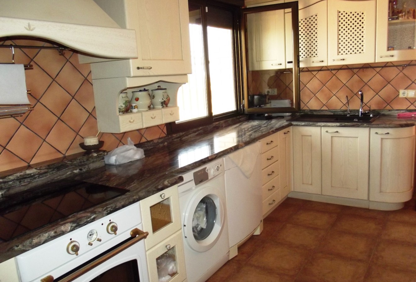 Återförsäljning - Villa - Los Montesinos - La Herrada