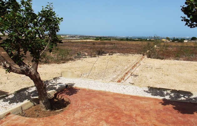 Återförsäljning - Villa - Los Montesinos - La Herrada