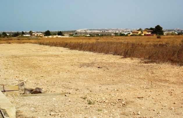 Återförsäljning - Villa - Los Montesinos - La Herrada