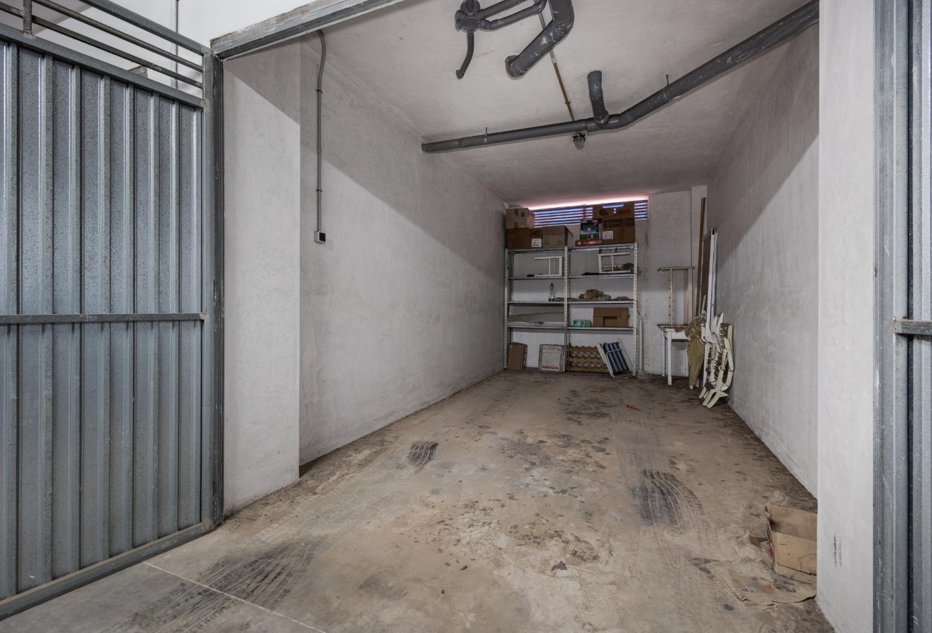 Återförsäljning - Garage - Torrevieja - Acequion