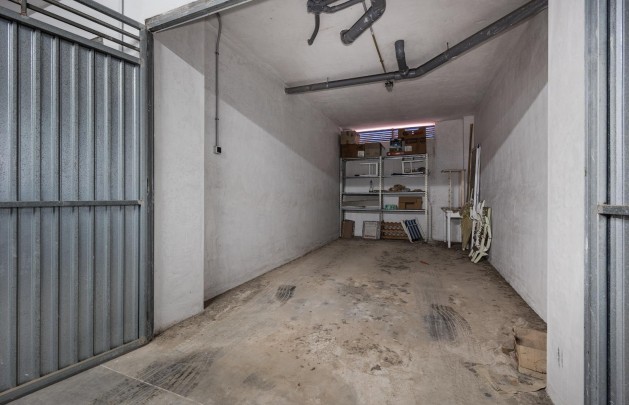 Återförsäljning - Garage - Torrevieja - Acequion