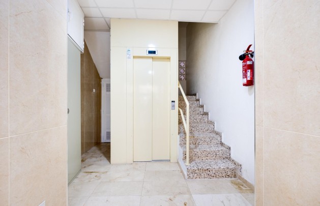 Återförsäljning - Lägenhet / lägenhet - Torrevieja - Habaneras