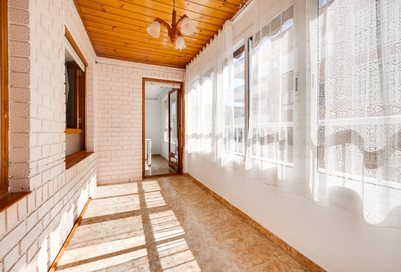 Återförsäljning - Lägenhet / lägenhet - Torrevieja - Acequion