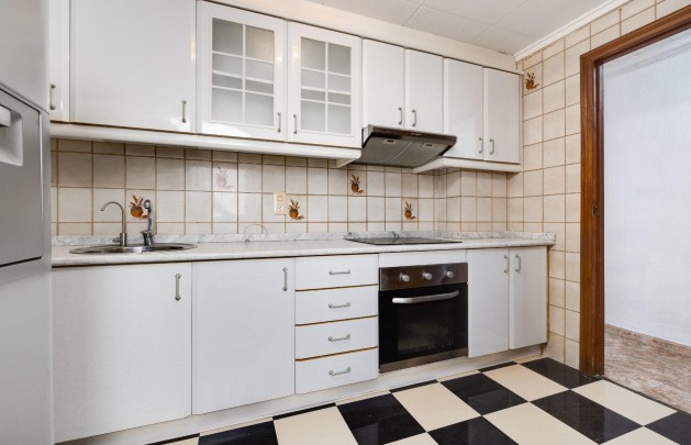 Återförsäljning - Lägenhet / lägenhet - Torrevieja - Acequion