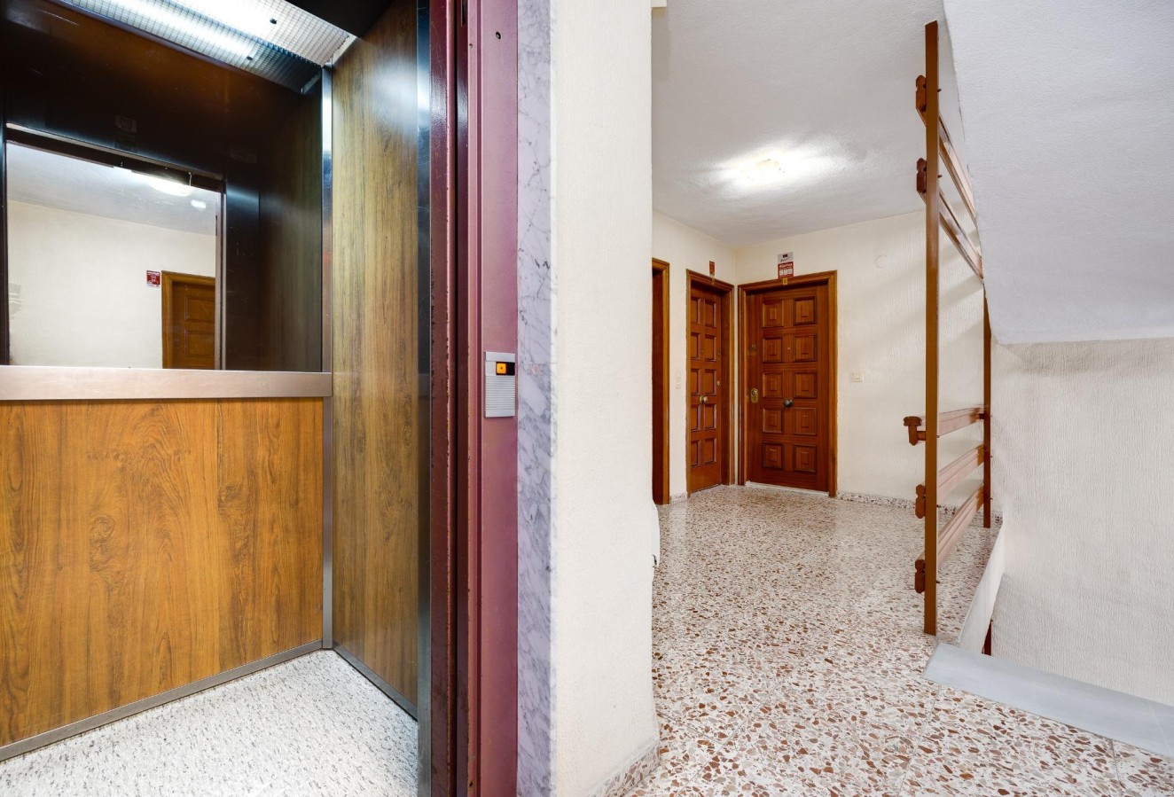 Återförsäljning - Lägenhet / lägenhet - Torrevieja - Acequion