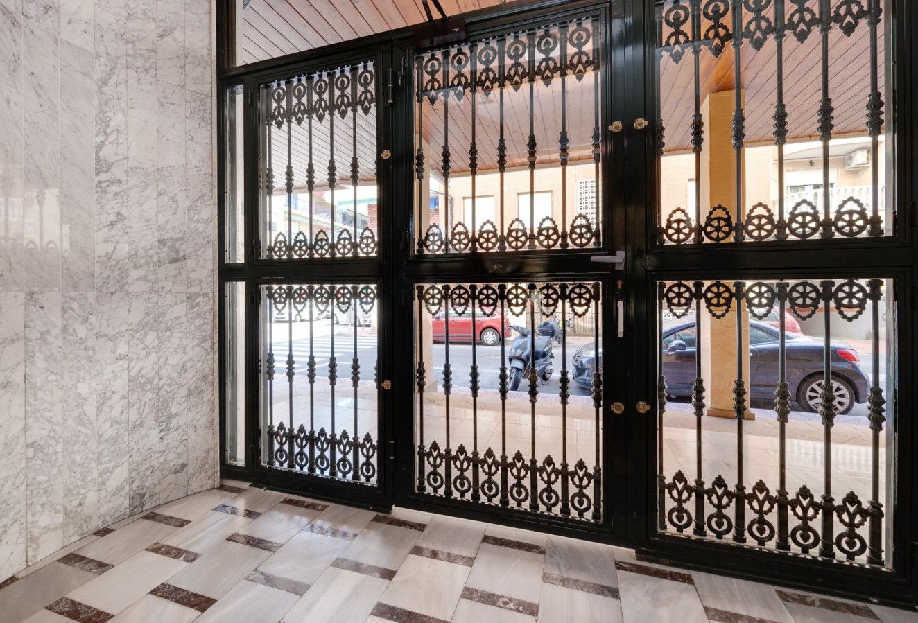 Återförsäljning - Lägenhet / lägenhet - Torrevieja - Acequion