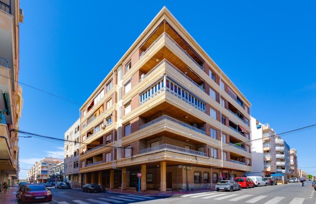 Återförsäljning - Lägenhet / lägenhet - Torrevieja - Acequion