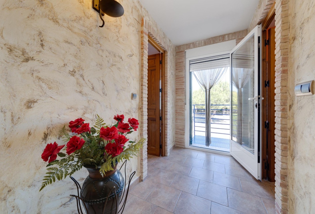 Återförsäljning - Villa - Orihuela - Correntías Bajas