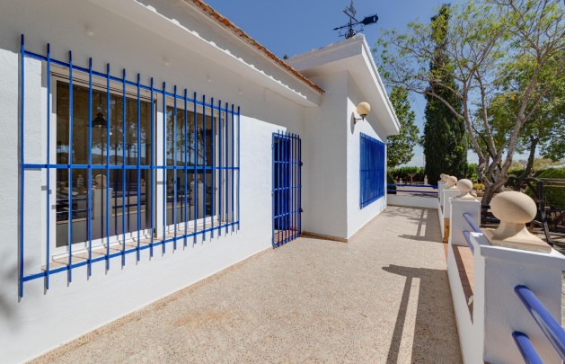 Återförsäljning - Villa - Orihuela - Correntías Bajas