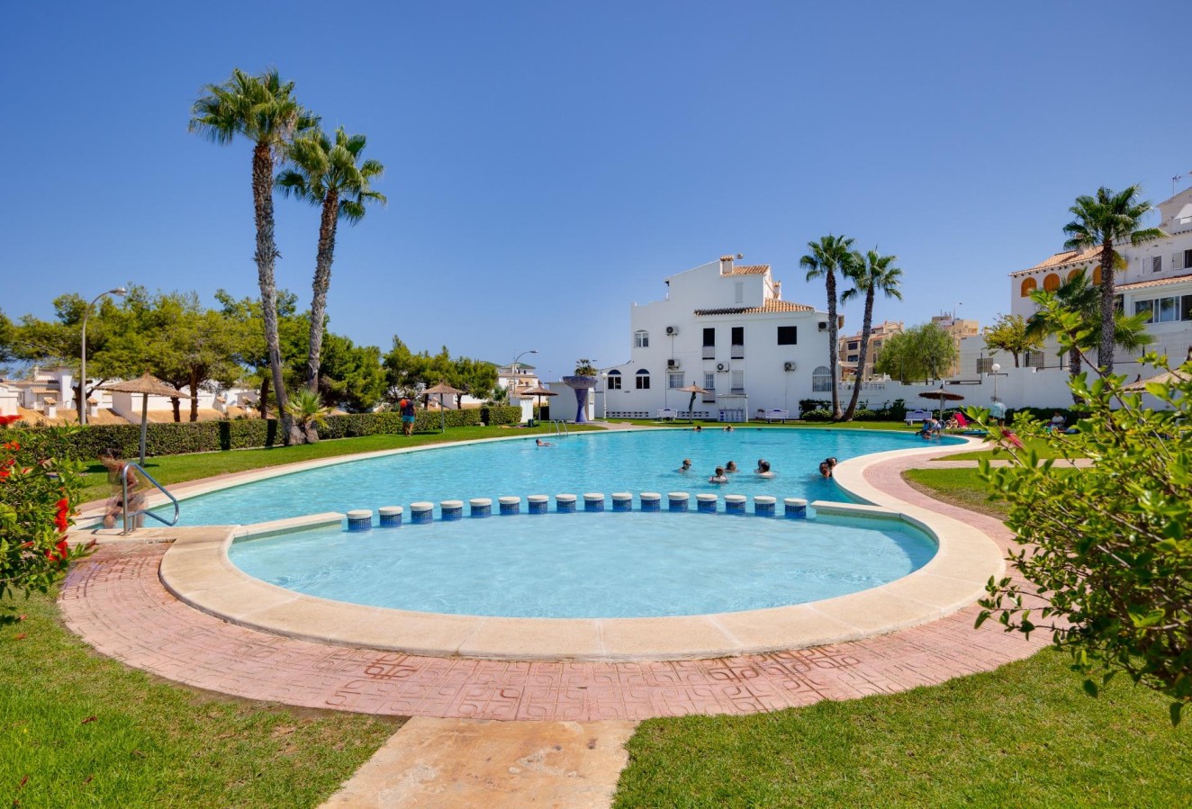Återförsäljning - Villa - Torrevieja - Torre la mata
