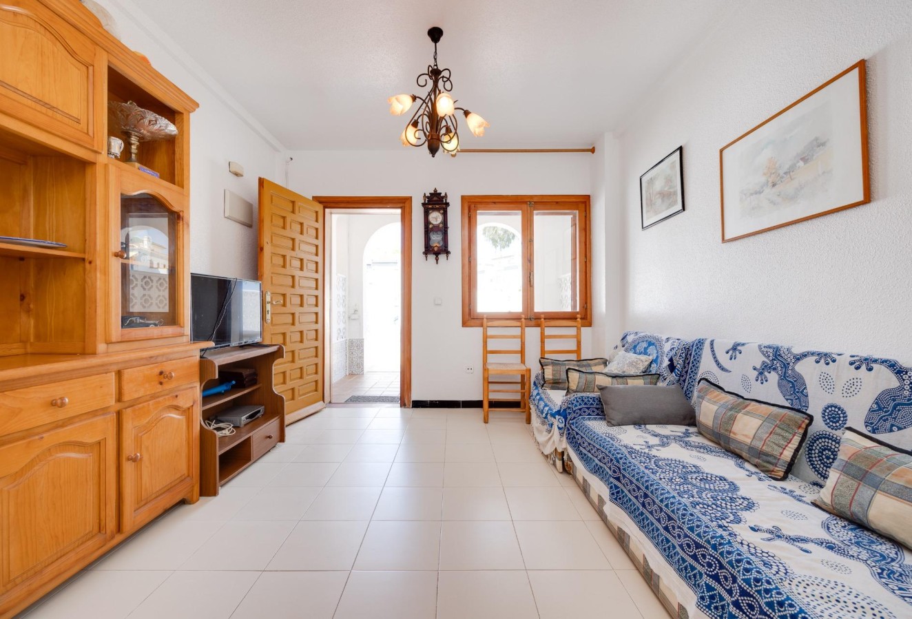 Återförsäljning - Villa - Torrevieja - Torre la mata