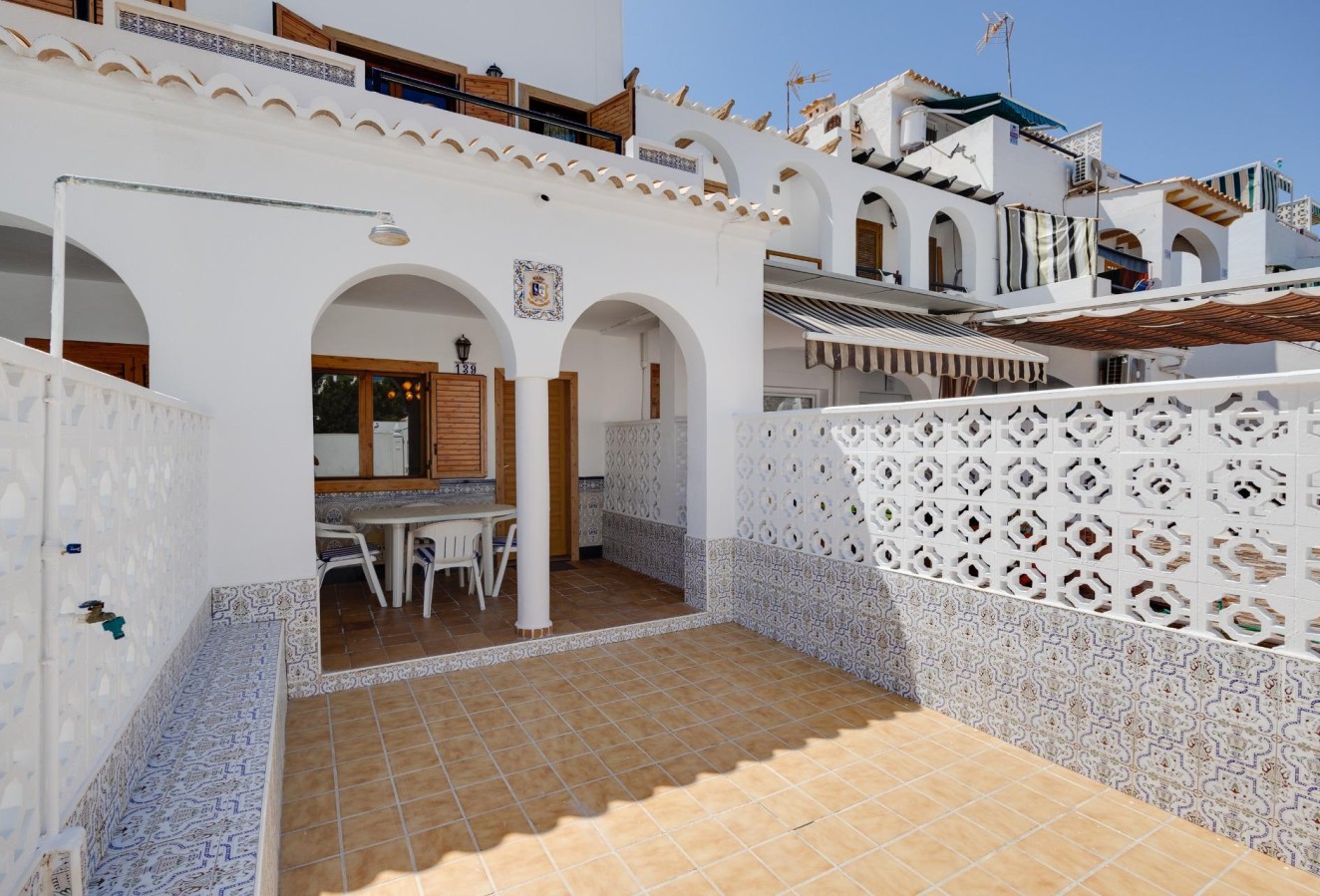 Återförsäljning - Villa - Torrevieja - Torre la mata