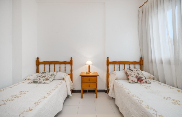 Återförsäljning - Villa - Torrevieja - Torre la mata