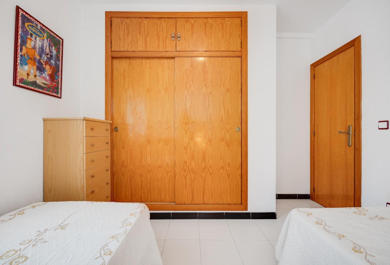 Återförsäljning - Villa - Torrevieja - Torre la mata