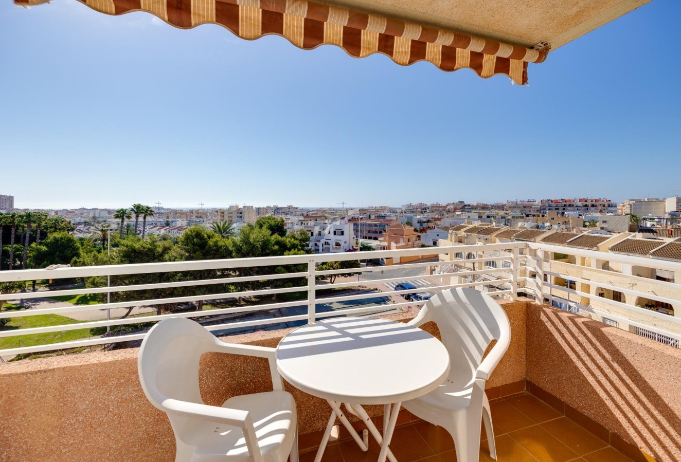 Återförsäljning - Lägenhet / lägenhet - Torrevieja - Calas blanca