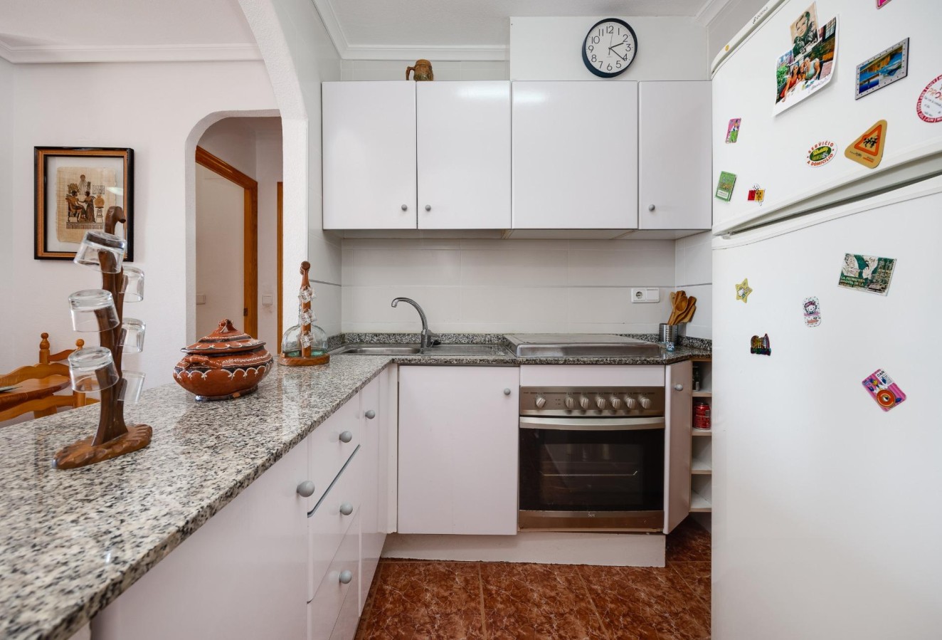 Återförsäljning - Lägenhet / lägenhet - Torrevieja - Calas blanca