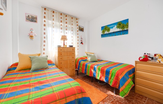 Återförsäljning - Lägenhet / lägenhet - Torrevieja - Calas blanca