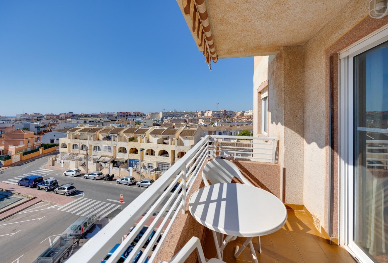 Återförsäljning - Lägenhet / lägenhet - Torrevieja - Calas blanca