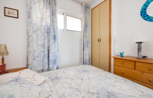 Återförsäljning - Lägenhet / lägenhet - Torrevieja - Calas blanca