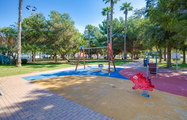 Återförsäljning - Lägenhet / lägenhet - Torrevieja - Calas blanca