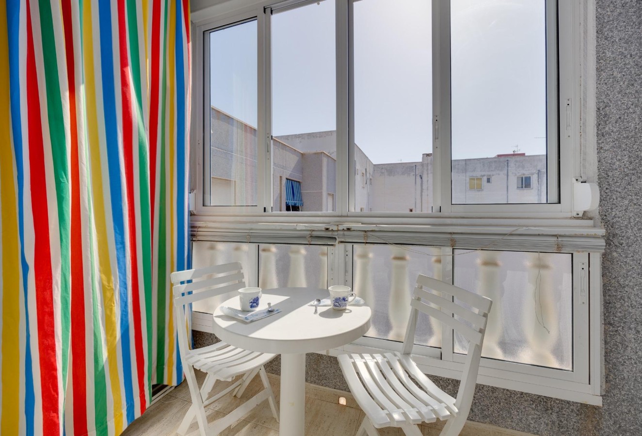 Återförsäljning - Lägenhet / lägenhet - Torrevieja - Habaneras