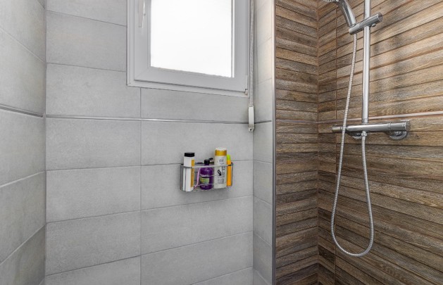 Återförsäljning - Bungalow - Torrevieja - Mar azul