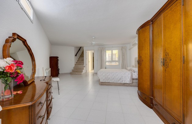 Återförsäljning - Bungalow - Torrevieja - Mar azul